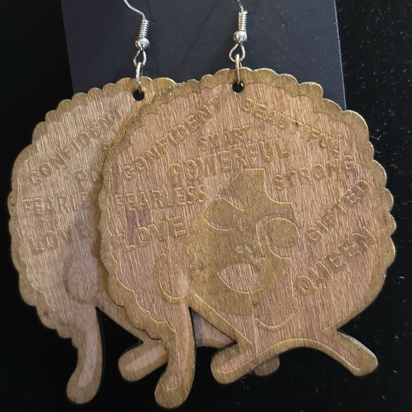 Three pairs wooden earrings - Picture 4 of 6